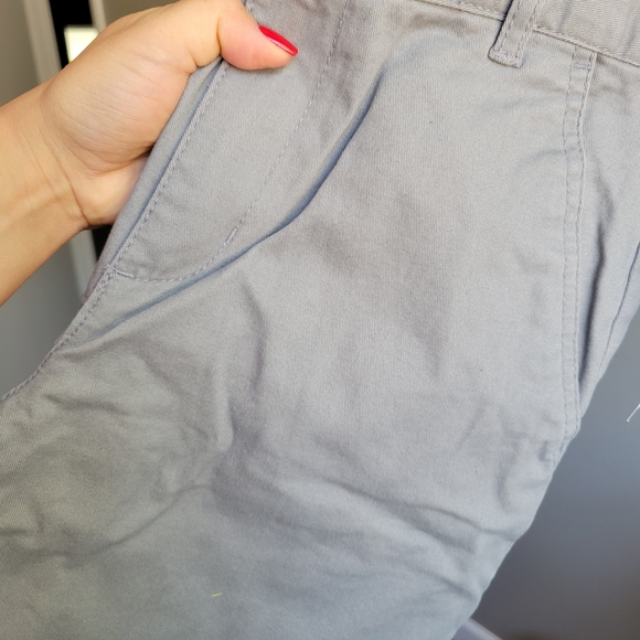 4 pairs of shorts. - Picture 5 of 7